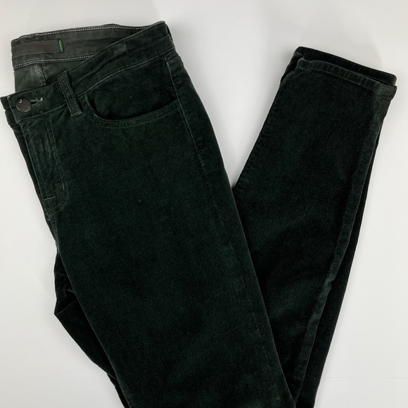 J Brand Skinny Leg Mid-Rise Micro-Cords in Conifer (dark green), W29 L29 - Picture 4 of 15